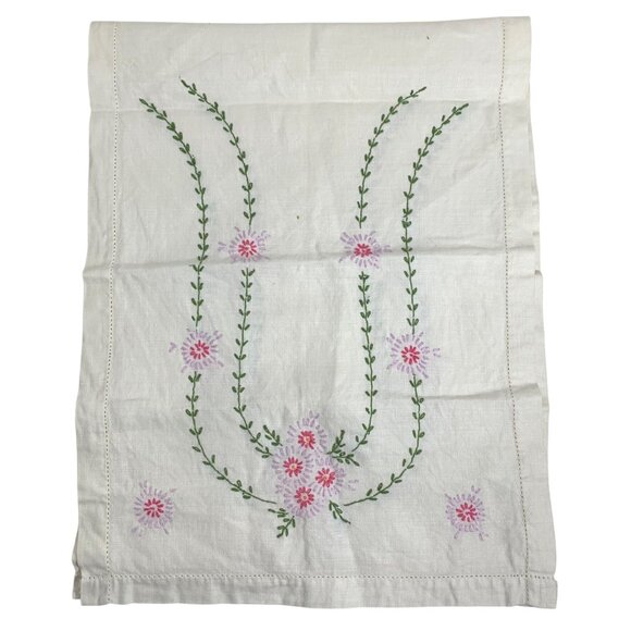 Vintage Cottagecore Hand-Embroidered Floral Rectangular Table Runner Linen - Picture 2 of 9